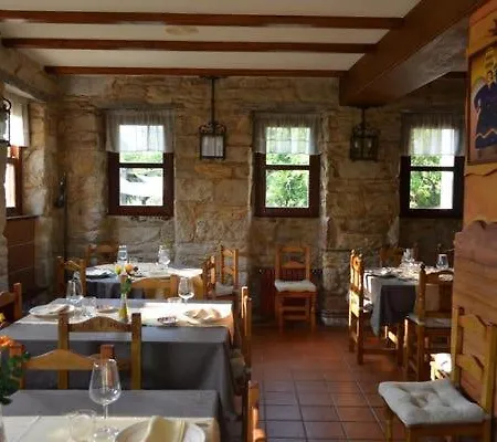 Couette-café El Balcón Del Eume, Cantina Río Covés 4*