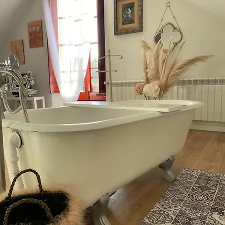 Alojamento de Acomodação e Pequeno-almoço El Balcón Del Eume, Cantina Río Covés Puentedeume